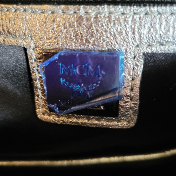 SOLD MCM Paradiso Floral Studded Medium Backpack - Picture 11 of 14